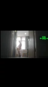 打桩人妻-走廊视角
